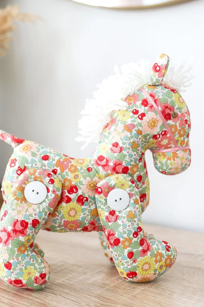 Jointed Pony - Spring Garden