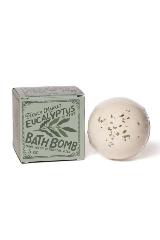 Eucalyptus & Mint Aromatherapy Bath Bomb