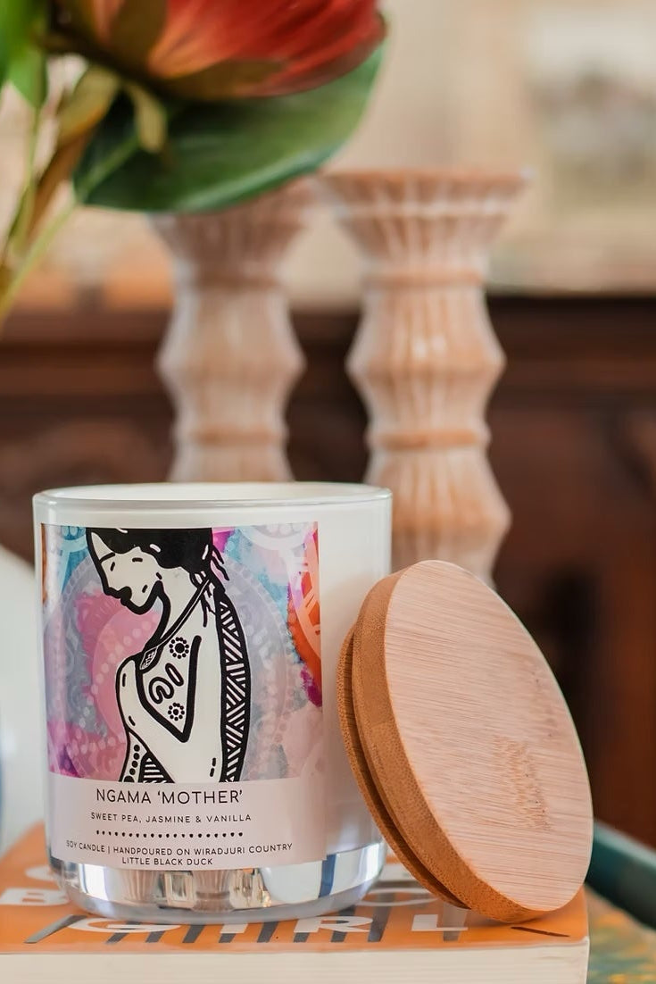 ‘Ngama’ Candle